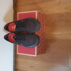 Van's Authentic Pro (Blackout)